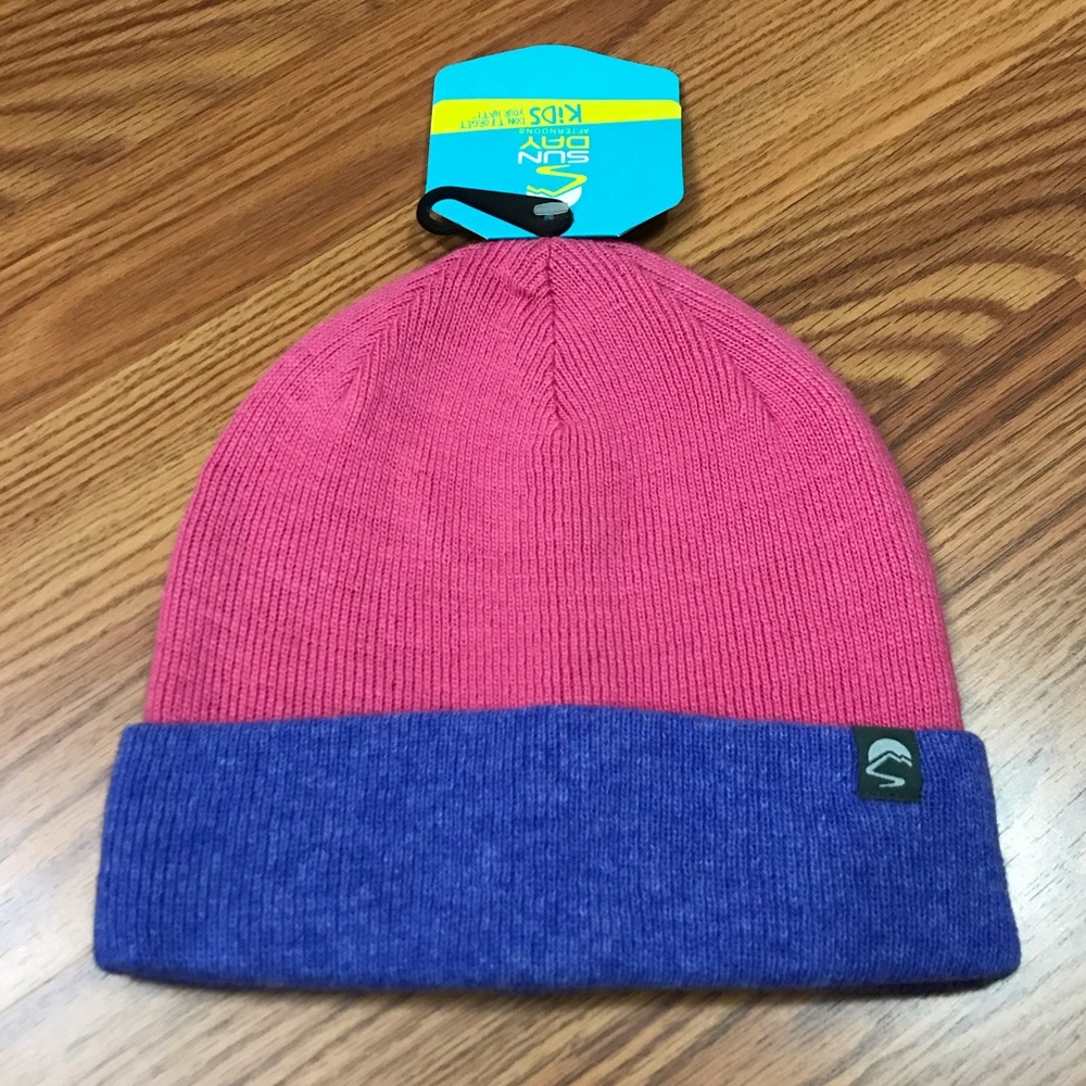Sunday Afternoons Reversible Comet Beanie Hat NWT